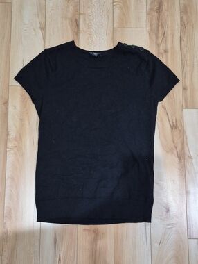 Jacob Women's Size Medium Black Short-Sleeve Button-Shoulder Knit Top